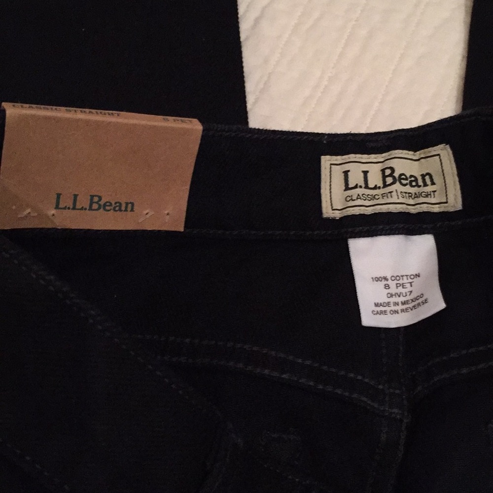 NWT! Black LL Bean 8 Petite Jeans - Picture 3 of 5